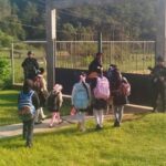 Policía Estatal lleva a cabo acciones de vigilancia en las inmediaciones de instituciones educativas de la localidad de Fresnos de Puerto Rico