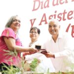 Reconoce Gobierno de Guerrero la trayectoria de más de mil trabajadores de apoyo a la educación