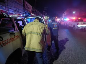 Controlan incendio tras explosión de tanque de gas en el Mercado Central de Acapulco, no hay heridos ni víctimas: SGIRPCGRO