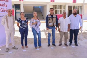 Supervisa Evelyn Salgado la construcción del edificio de la Primaria Josefa Ortiz Téllez-Girón en Acapulco