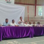 En tiendas comerciales de Acapulco de Juárez, personal de la Policía Estatal realiza recorridos de seguridad y vigilancia