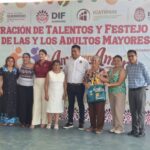 𝐑𝐞𝐜𝐨𝐧𝐨𝐜𝐞𝐧 𝐥𝐚 𝐞𝐱𝐩𝐞𝐫𝐢𝐞𝐧𝐜𝐢𝐚 𝐲 𝐚𝐩𝐨𝐫𝐭𝐚𝐜𝐢𝐨𝐧𝐞𝐬 𝐝𝐞 𝐥𝐚𝐬 𝐩𝐞𝐫𝐬𝐨𝐧𝐚𝐬 𝐚𝐝𝐮𝐥𝐭𝐚𝐬 𝐦𝐚𝐲𝐨𝐫𝐞𝐬.