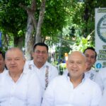 EL MTRO. MARCO ANTONIO MARBAN GALVÁN ASISTIÓ 216 ANIVERSARIO DEL INICIO DE LA INDEPENDENCIA DE MÉXICO CON EL TRADICIONAL DESFILE CÍVICO-MILITAR POR LAS CALLES DE CHILPANCINGO.
