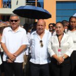 El director general, el lic. Arturo Salinas Sandoval, y el personal adscrito asisten al homenaje e izamiento de la bandera nacional.