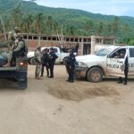 Policía Estatal, Ejército Mexicano y Guardia Nacional brinda seguridad en la localidad de Los Bayados, municipio de Ajuchitlán del Progreso.