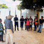 Entrega SGIRPCGRO apoyos a familias afectadas por lluvias en Atoyac de Álvarez