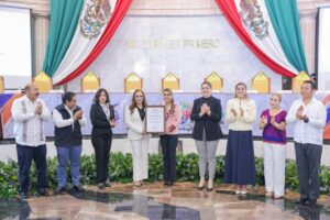 Evelyn Salgado conmemora el 36 aniversario de la CDHEG con foro para las juventudes de Guerrero