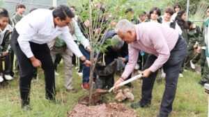 La SEG impulsa la educación ambiental con el programa “Regresa a clases con un árbol” 